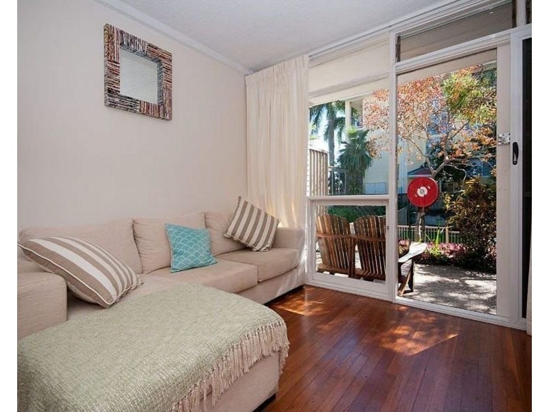 4/2309 Gold Coast Highway, Mermaid Beach QLD 4218