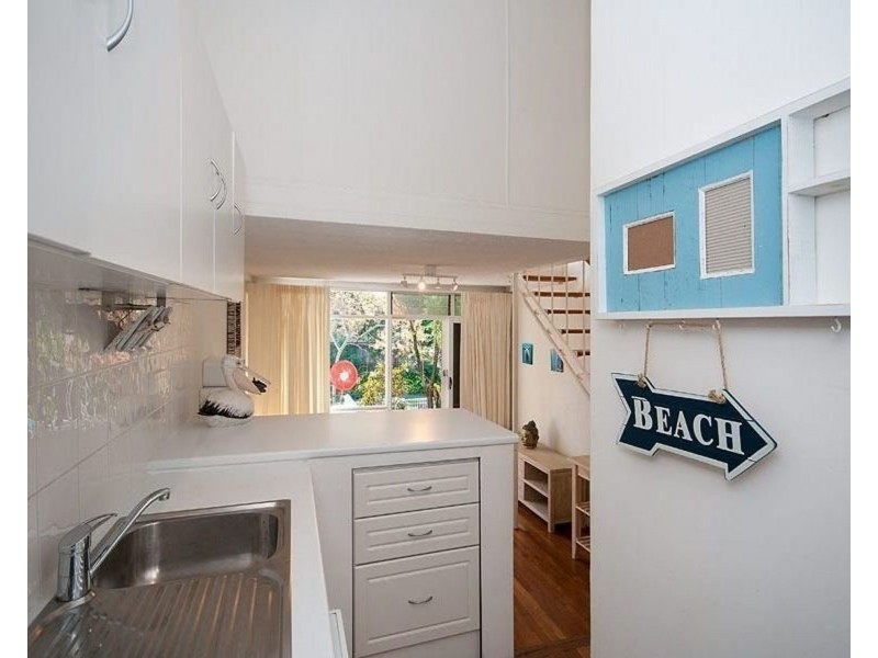 4/2309 Gold Coast Highway, Mermaid Beach QLD 4218