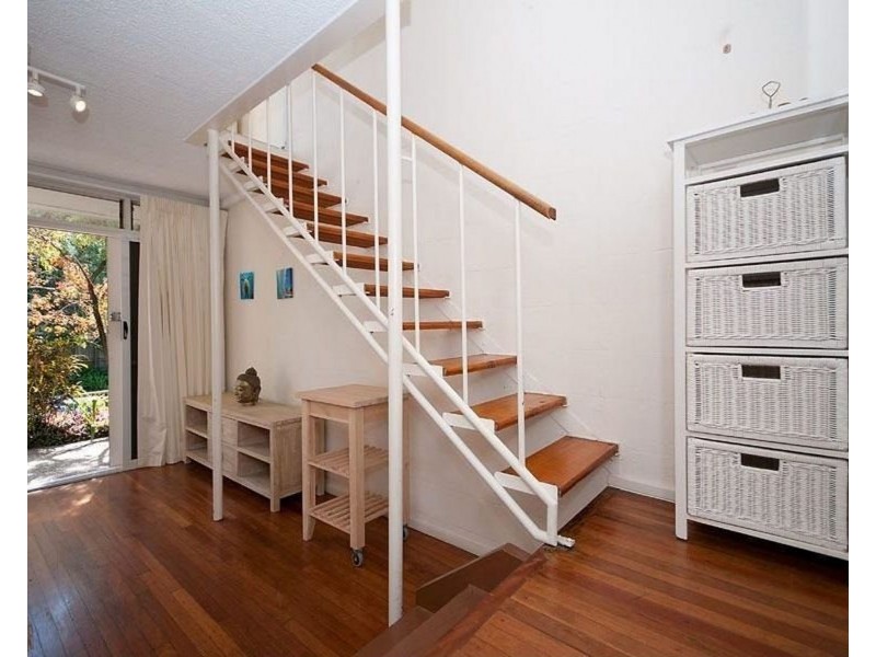 4/2309 Gold Coast Highway, Mermaid Beach QLD 4218