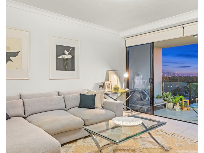 31108/5 Harbour Side Court, Biggera Waters QLD 4216