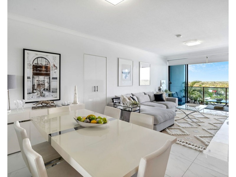 31108/5 Harbour Side Court, Biggera Waters QLD 4216