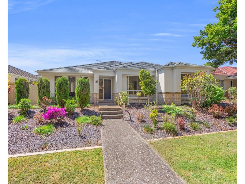 9/11 Eden Court, Nerang QLD 4211
