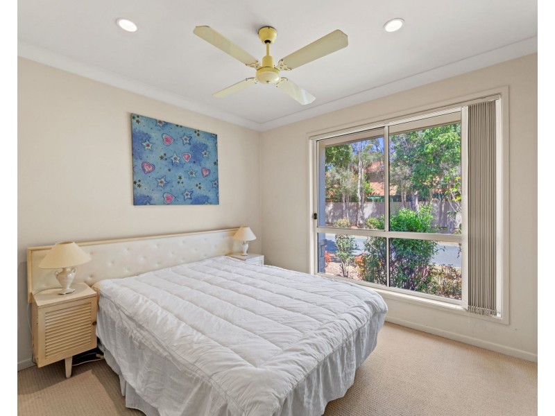 9/11 Eden Court, Nerang QLD 4211