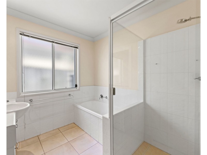 9/11 Eden Court, Nerang QLD 4211