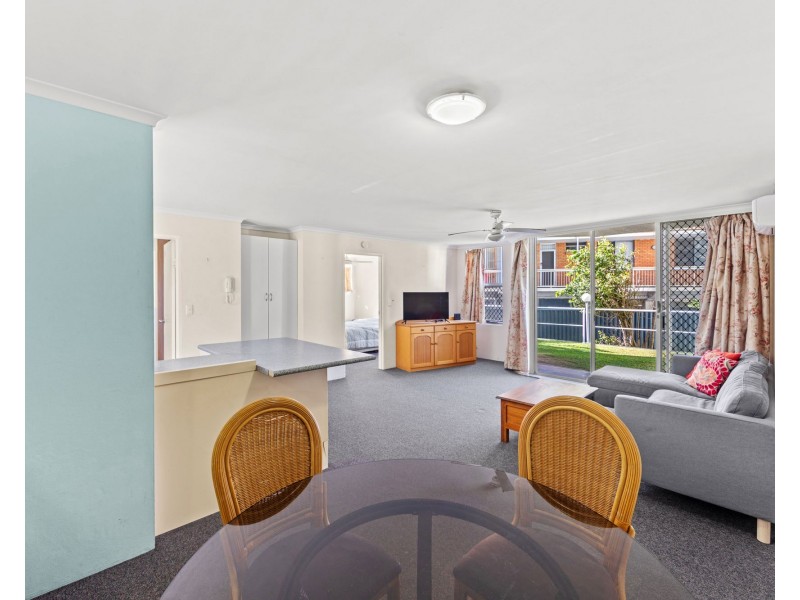 1/3303 Surfers Paradise Boulevard, Surfers Paradise QLD 4217