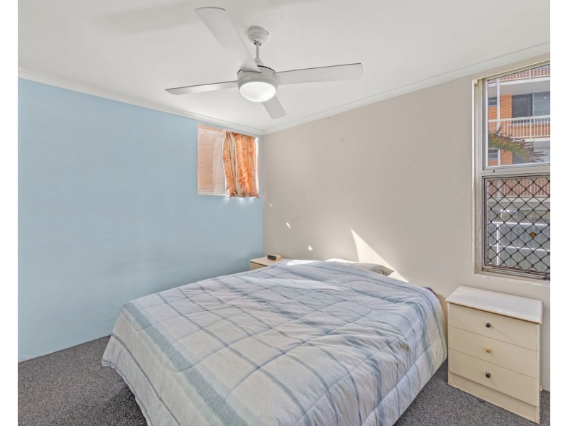 1/3303 Surfers Paradise Boulevard, Surfers Paradise QLD 4217