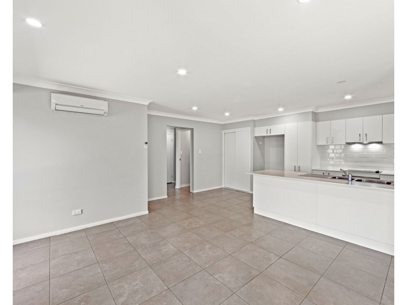 22A Pinelands Street, Loganlea QLD 4131