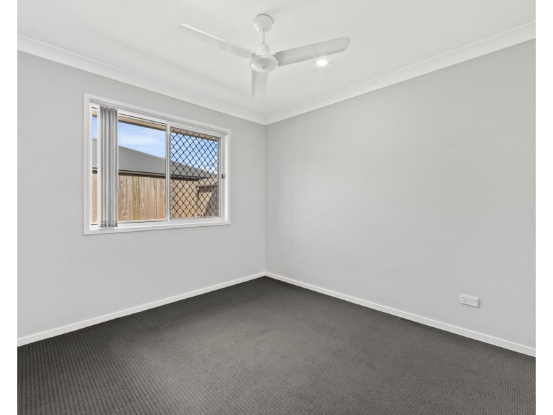 22A Pinelands Street, Loganlea QLD 4131