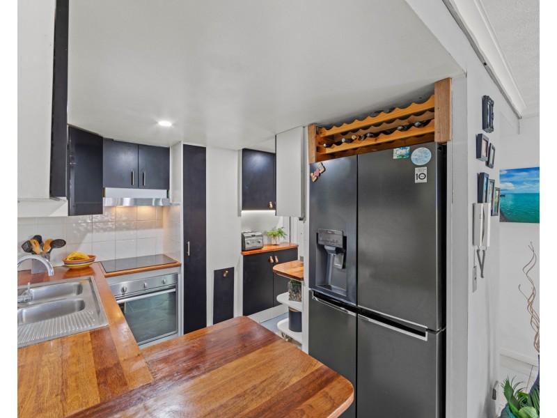 1/193 Surf Parade, Surfers Paradise QLD 4217