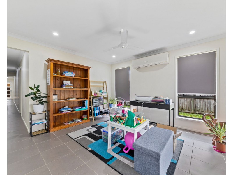 39 Denham Circuit, Willow Vale QLD 4209