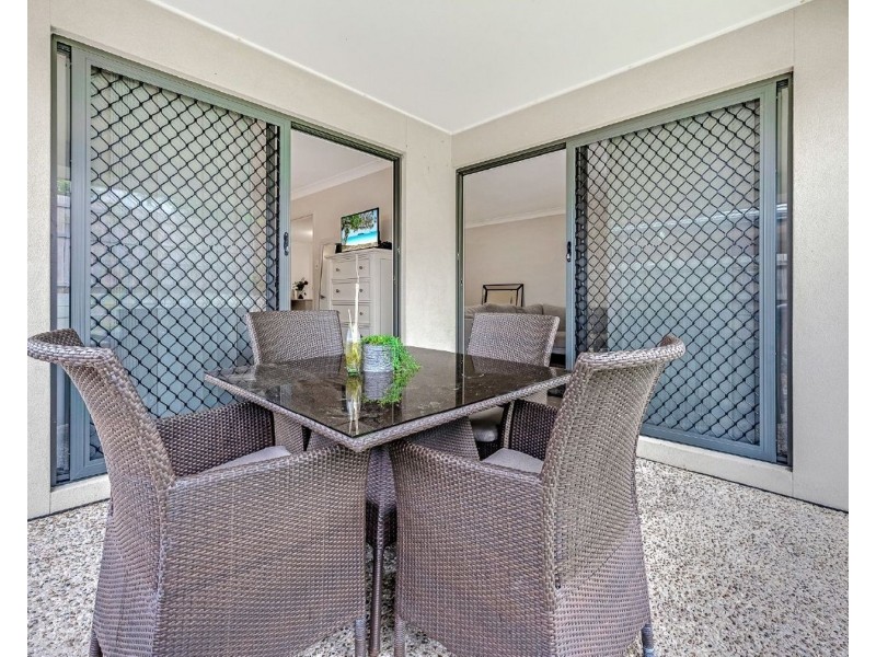 2/21 Salzburg Road, Pimpama QLD 4209