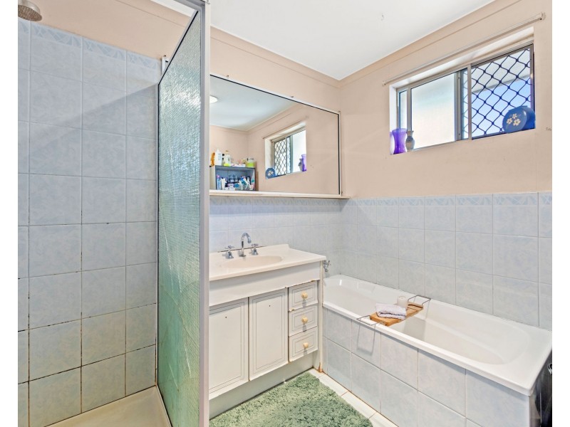 9 Vaughan Drive, Ormeau QLD 4208