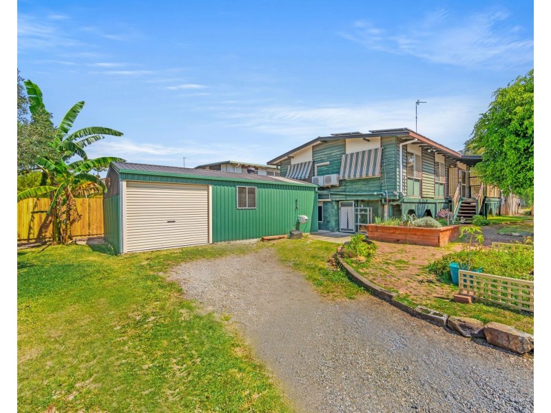 2 Paradise Street, Nerang QLD 4211