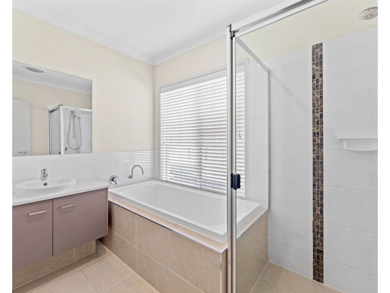 25 Warrandyte Street, Upper Coomera QLD 4209