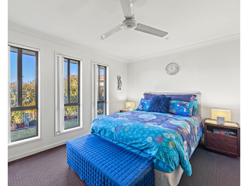 2 Mercer Street, Pimpama QLD 4209