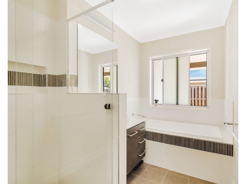 8 Dorretti Circuit, Upper Coomera QLD 4209