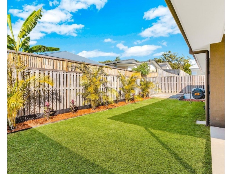 8 Dorretti Circuit, Upper Coomera QLD 4209
