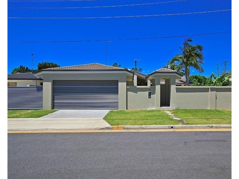 3 Rosemont Avenue, Broadbeach Waters QLD 4218