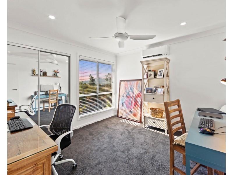 28 Niche Glade Circuit, Maudsland QLD 4210