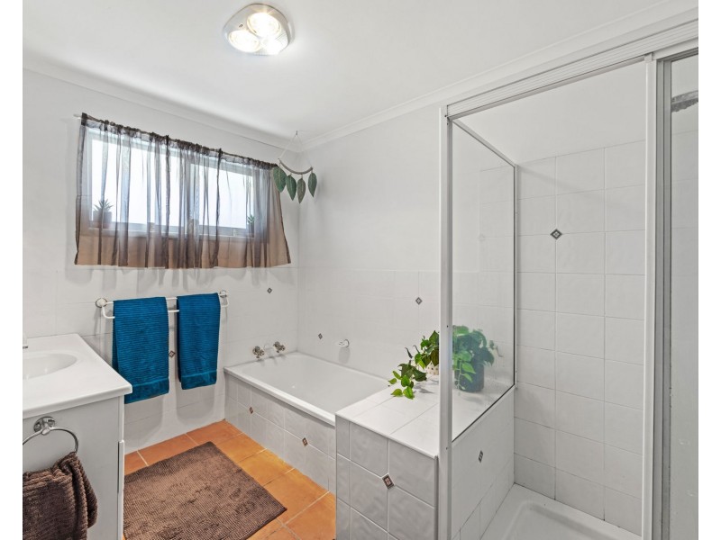 15B Eileen Avenue, Southport QLD 4215