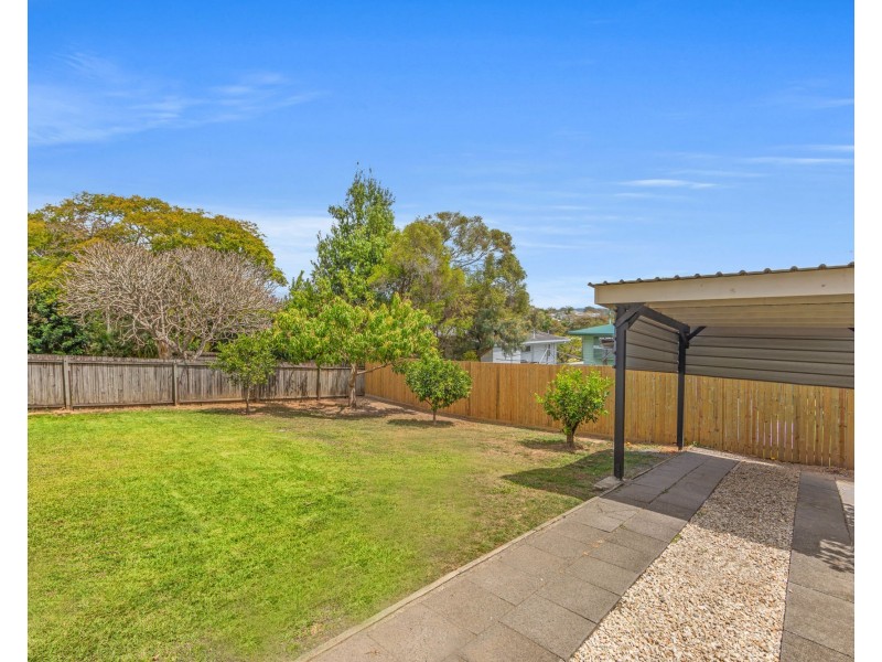 15B Eileen Avenue, Southport QLD 4215