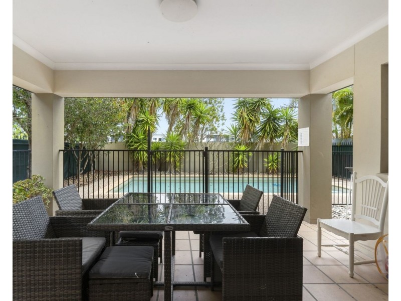 534 Oyster Cove Promenade, Helensvale QLD 4212