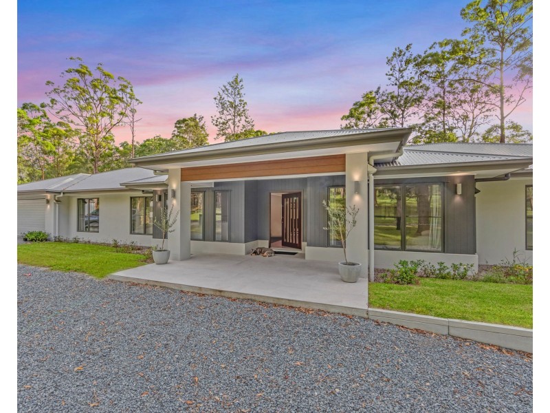 25 Thendara Drive, Mount Nathan QLD 4211