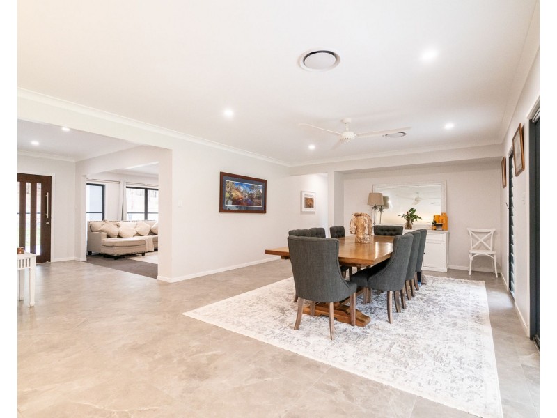 25 Thendara Drive, Mount Nathan QLD 4211