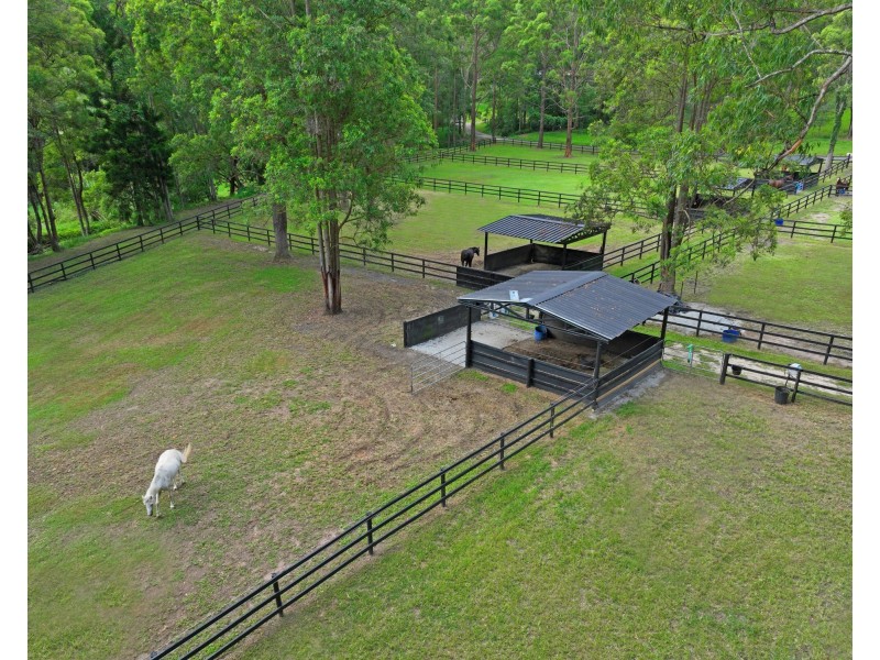 25 Thendara Drive, Mount Nathan QLD 4211