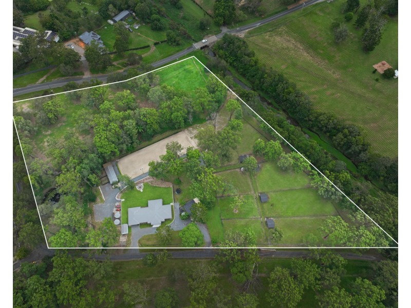 25 Thendara Drive, Mount Nathan QLD 4211