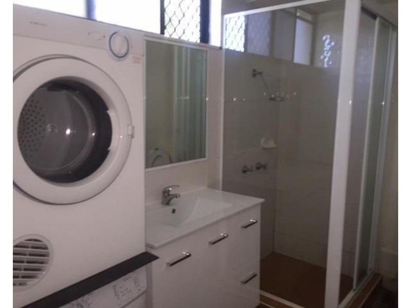 37/2877 Gold Coast Highway, Surfers Paradise QLD 4217