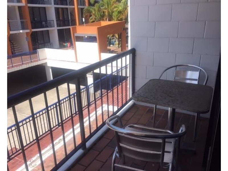 37/2877 Gold Coast Highway, Surfers Paradise QLD 4217