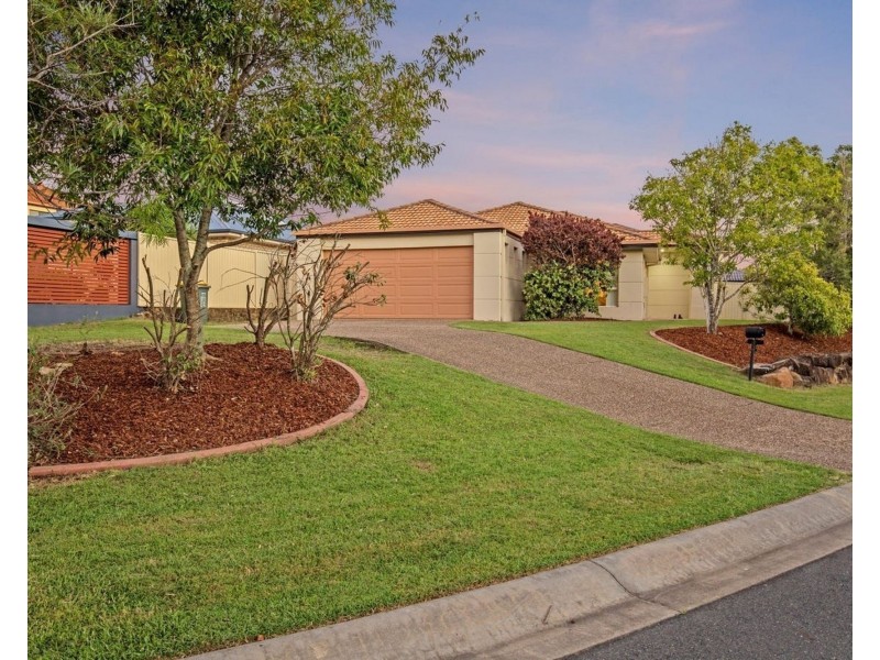 18 Noelene Court, Arundel QLD 4214