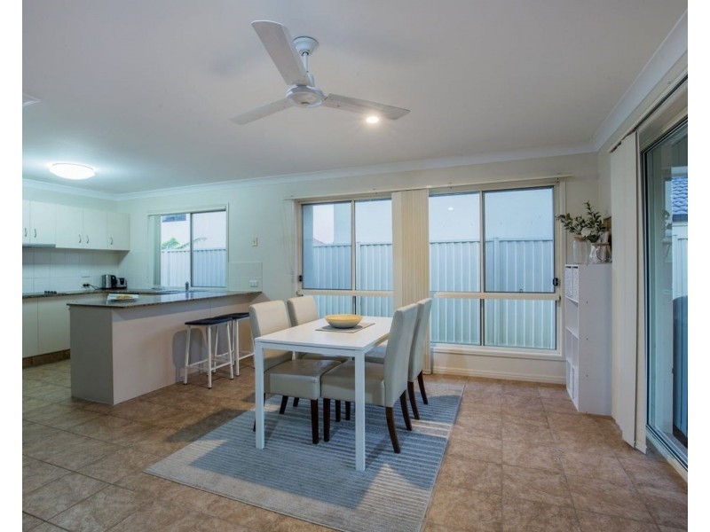 18 Noelene Court, Arundel QLD 4214