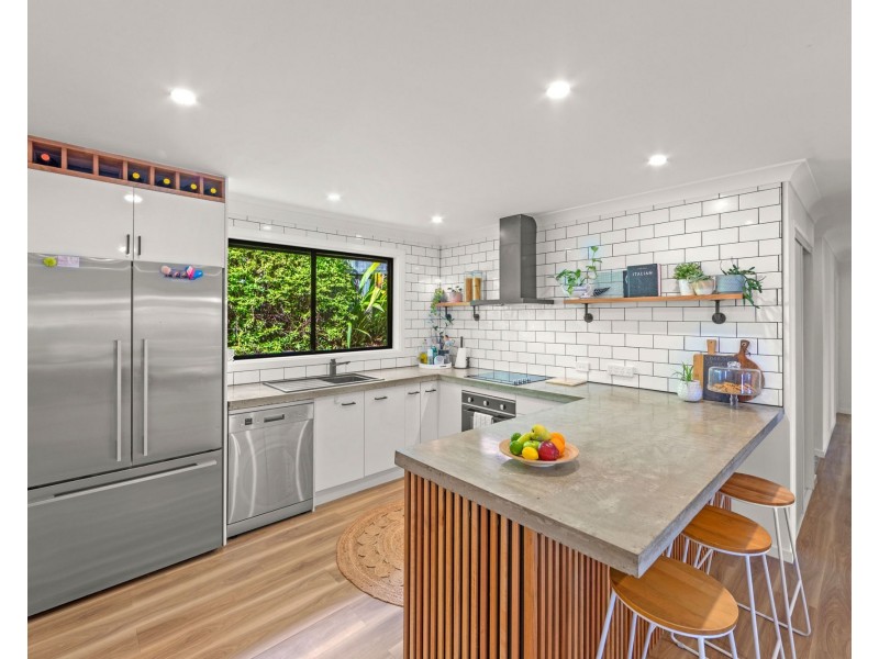 30 Mingaletta Drive, Ashmore QLD 4214