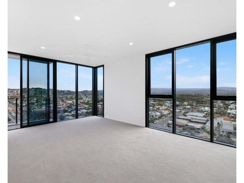 58/1969 Gold Coast Highway, Burleigh Heads QLD 4220