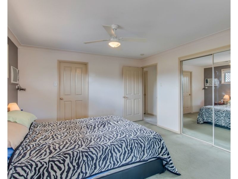 30 Kingaroy Avenue, Helensvale QLD 4212