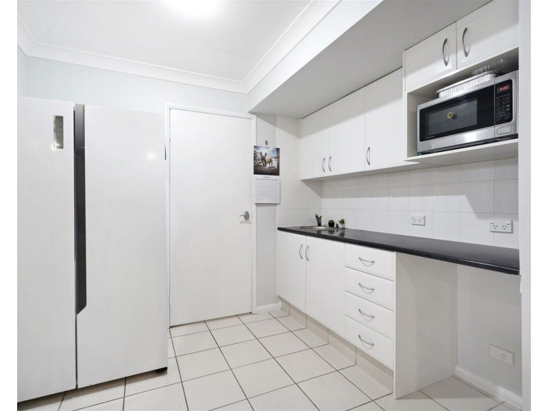 30/2 Ridgeline Way, Highland Park QLD 4211
