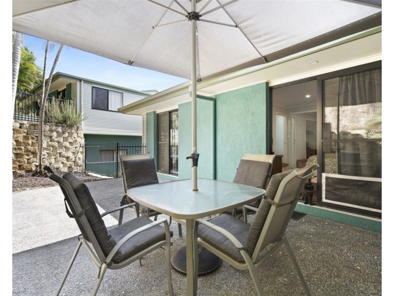 30/2 Ridgeline Way, Highland Park QLD 4211