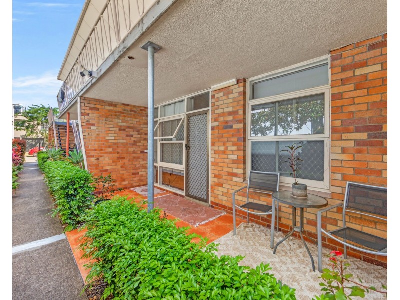 3/14 Paradise Island, Surfers Paradise QLD 4217