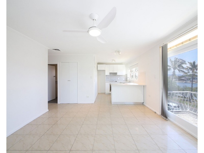 5/25 Watson Esplanade, Surfers Paradise QLD 4217