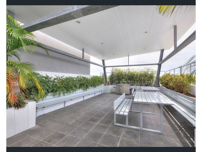 Unit 2103 Pavilions Palm Beach, 10 Fifth Avenue, Palm Beach QLD 4221