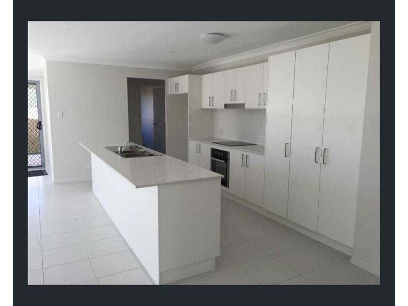 18 Lisa Crescent, Coomera QLD 4209