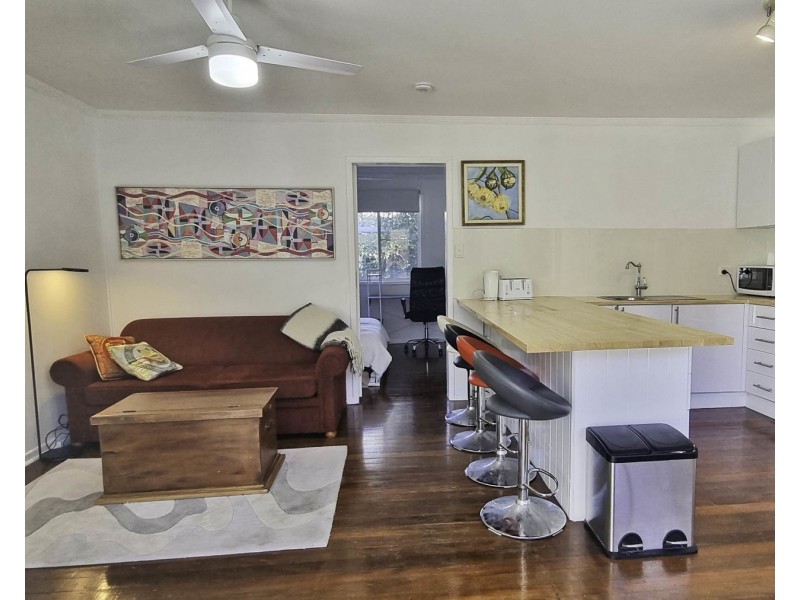 4/42 Sunrise Boulevard, Surfers Paradise QLD 4217