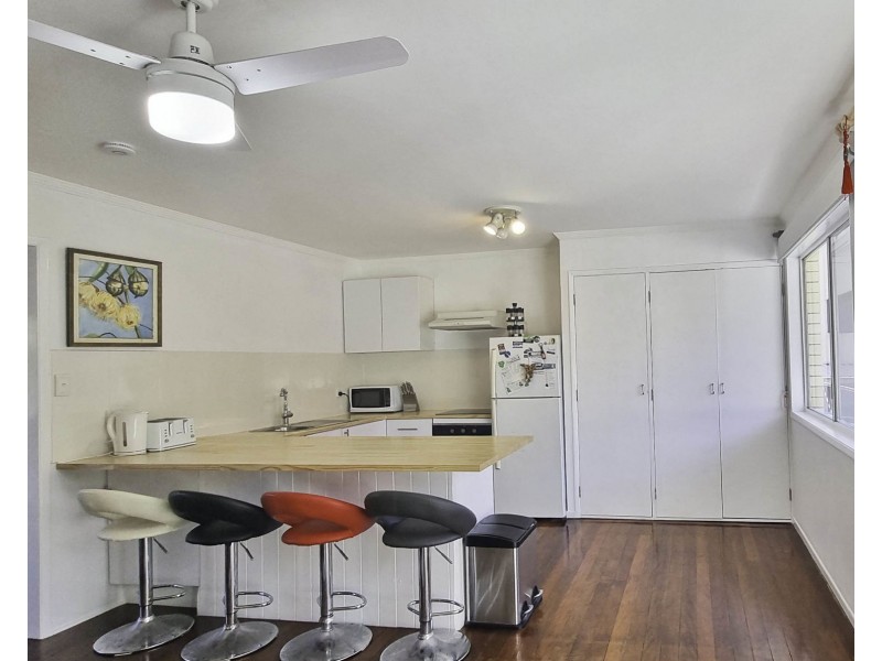 4/42 Sunrise Boulevard, Surfers Paradise QLD 4217