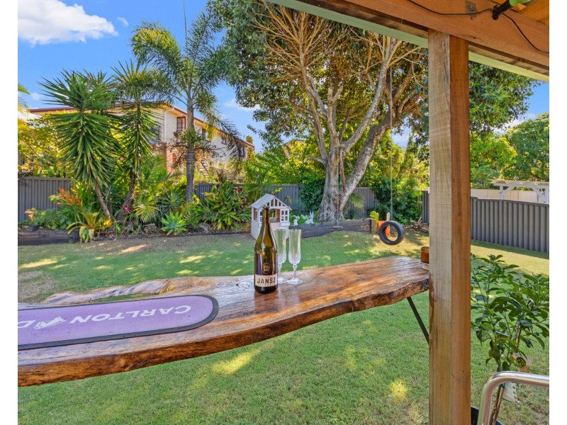 17 Paradise Street, Nerang QLD 4211