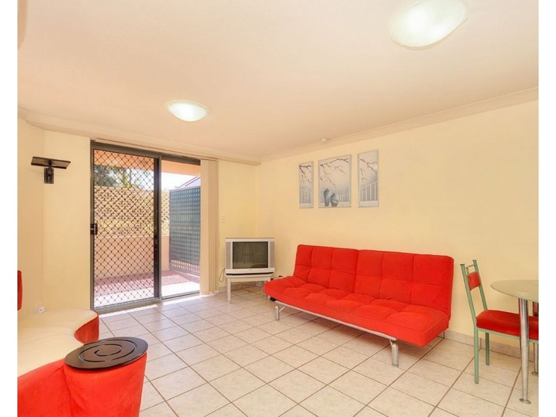 3/10-16 Genoa Street, Surfers Paradise QLD 4217