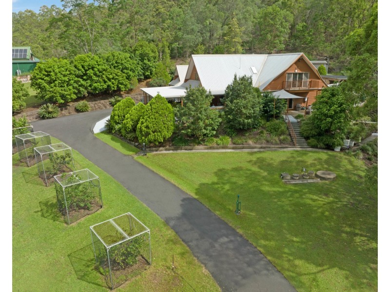 95 Narrowleaf Road, Advancetown QLD 4211