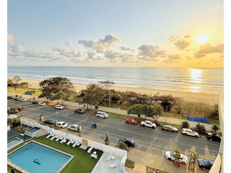 25/114 Esplanade, Surfers Paradise QLD 4217