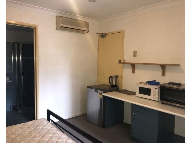 3B/41 Watsons Esplanade, Surfers Paradise QLD 4217